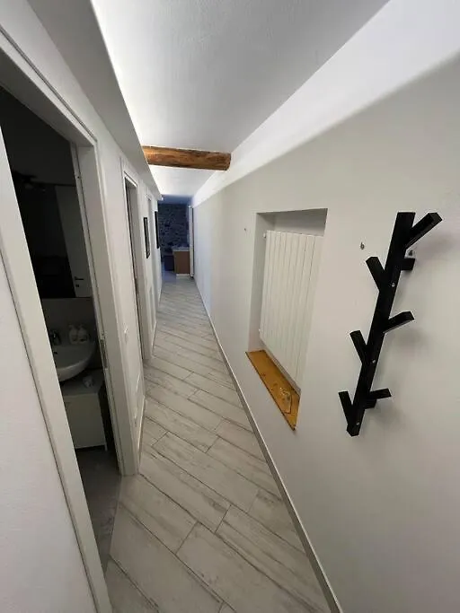 J Apartment Villa d'Allegno Италия