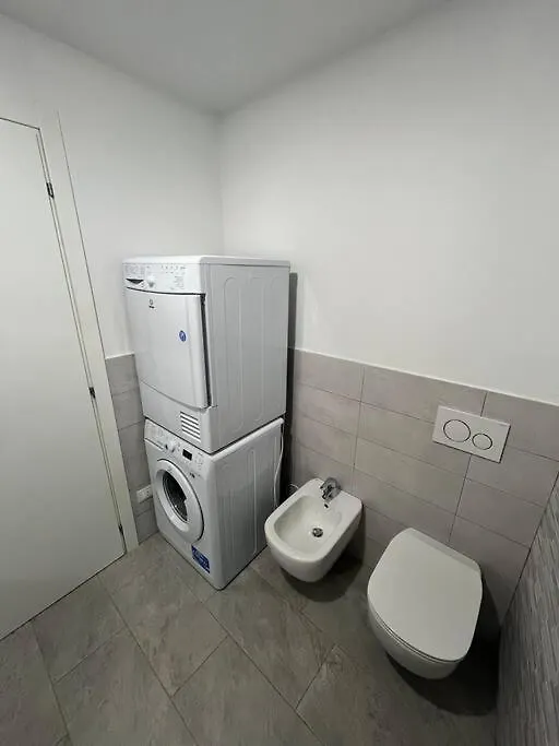 J Apartment Villa d'Allegno